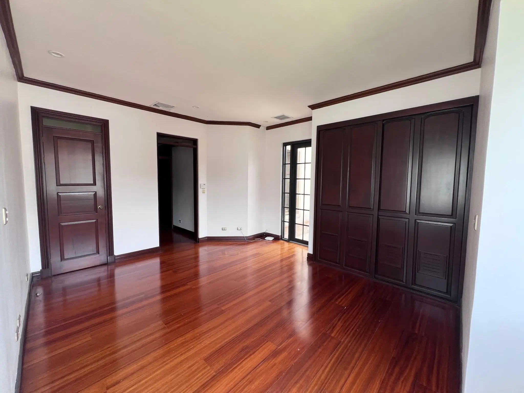 Luxury Estate in Hacienda Lindora, Santa Ana - image 9
