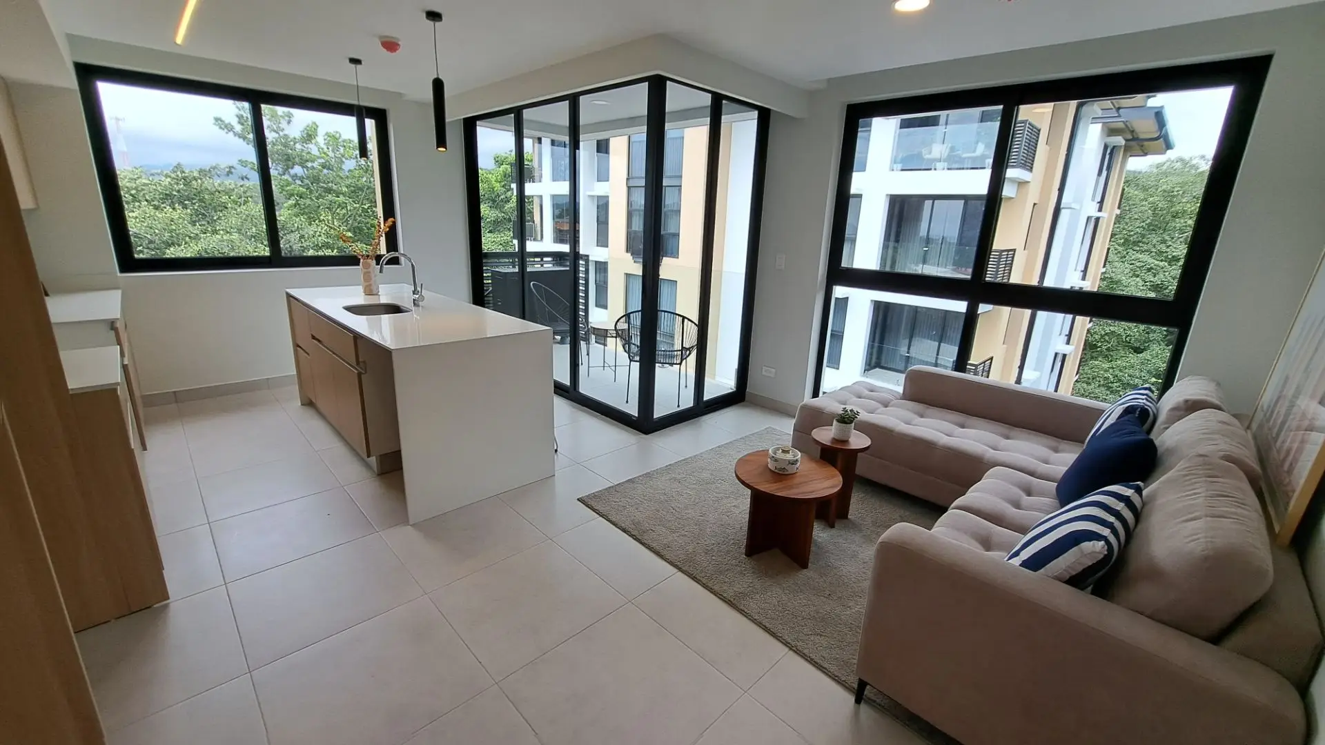 Torres del Mar 1704 - Modern 7-th floor two-Bed Condo in Jacó, Costa Rica - Great Location! - image 4
