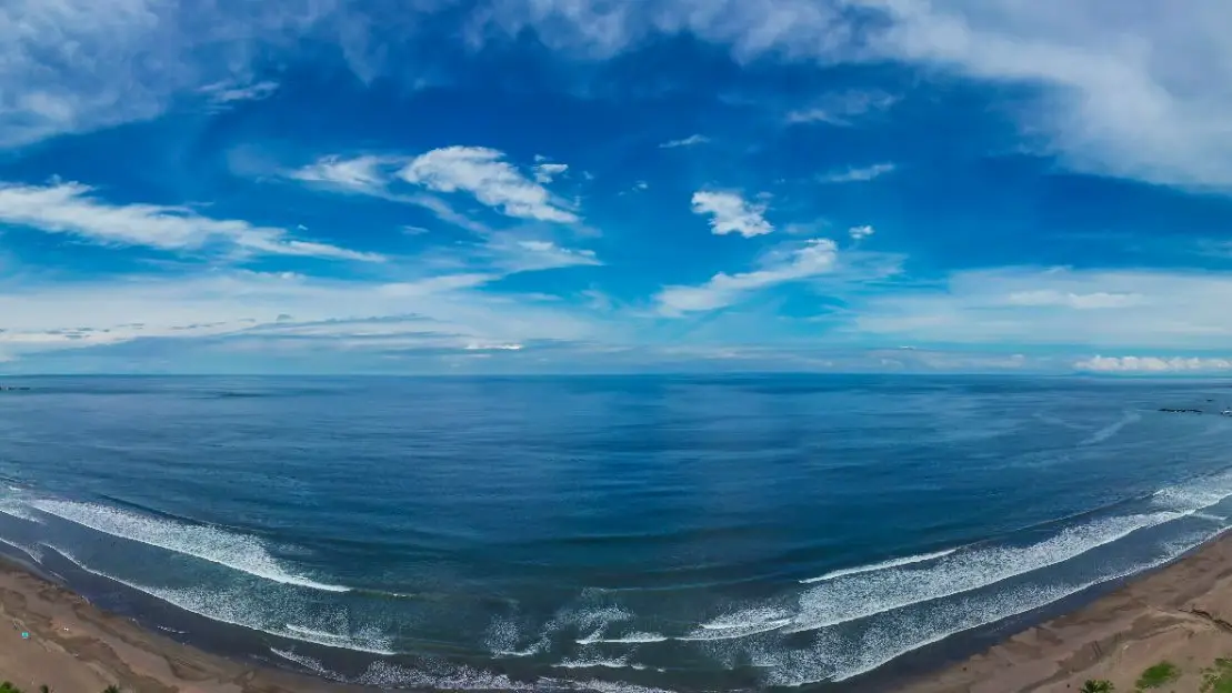 Luxury Beachfront Penthouse Condo in Garabito, Costa Rica - image 15