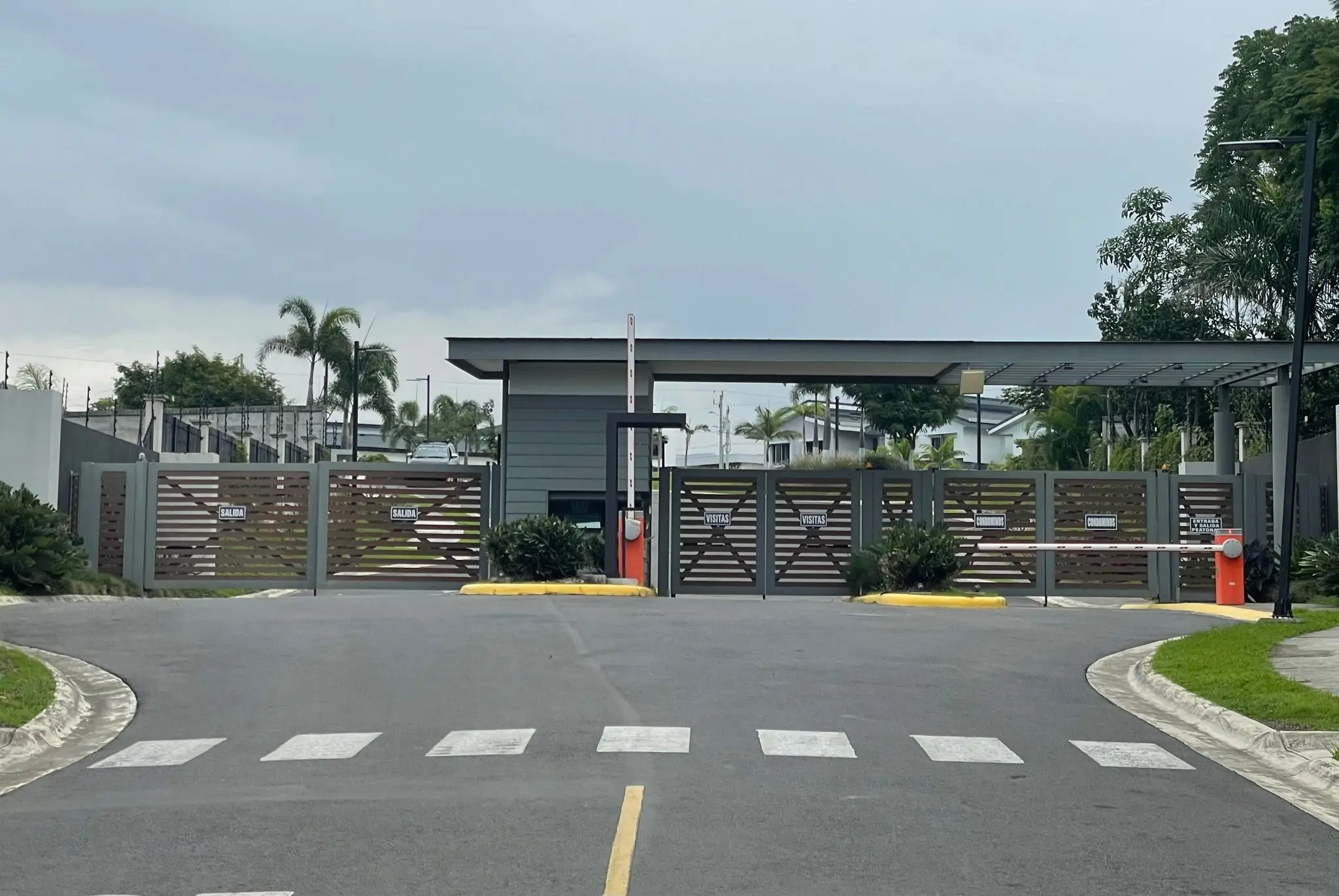 Sale / Beautiful lots in Condominium, San Rafael, Alajuela - image 5