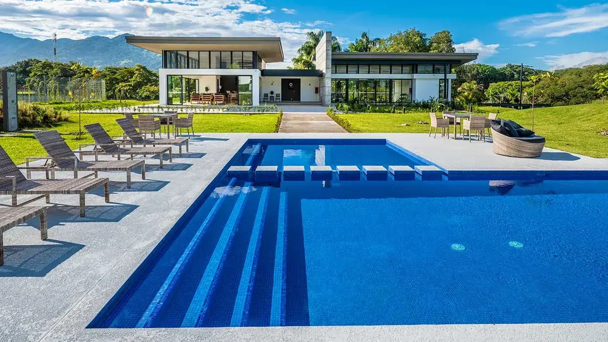 Lots for Sale in Gated Community - image 5