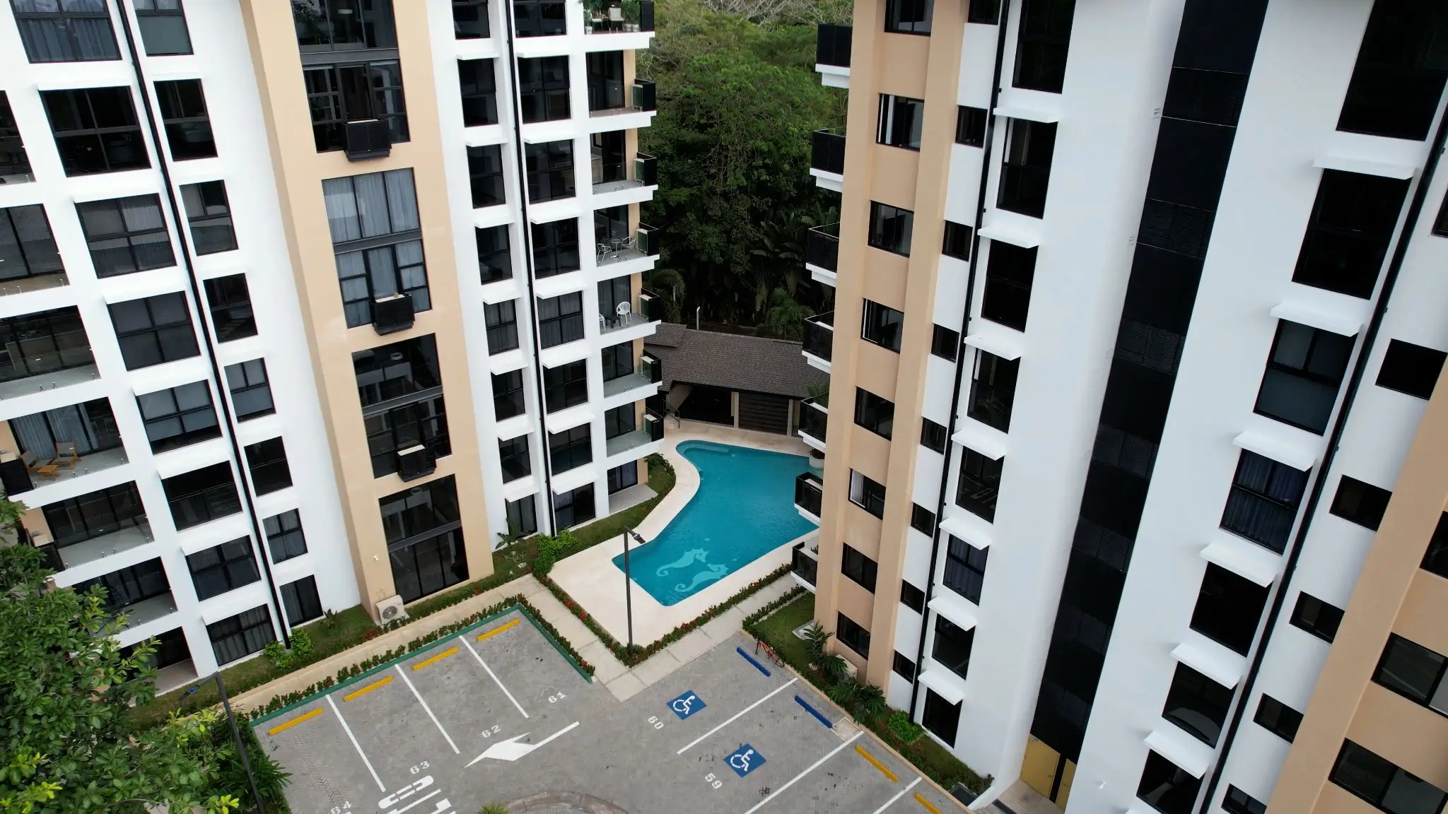 Modern & Cozy 2-Bedroom Apartment in Costa Rica - image 1