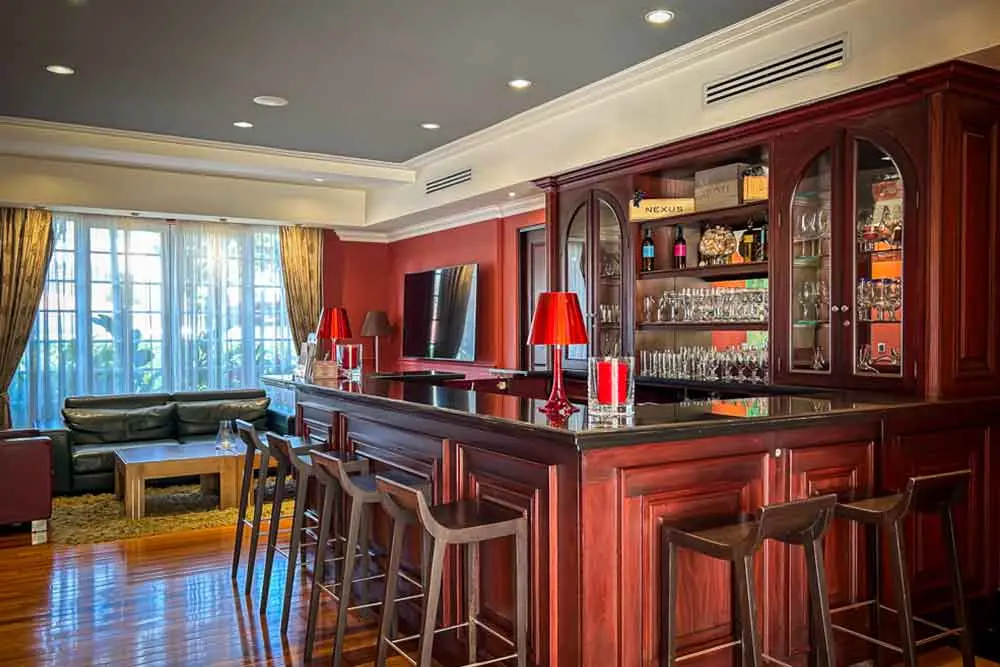 Modern 1-Bedroom, 2-Bath Rental in Exclusive Escazú, San Rafael - image 8