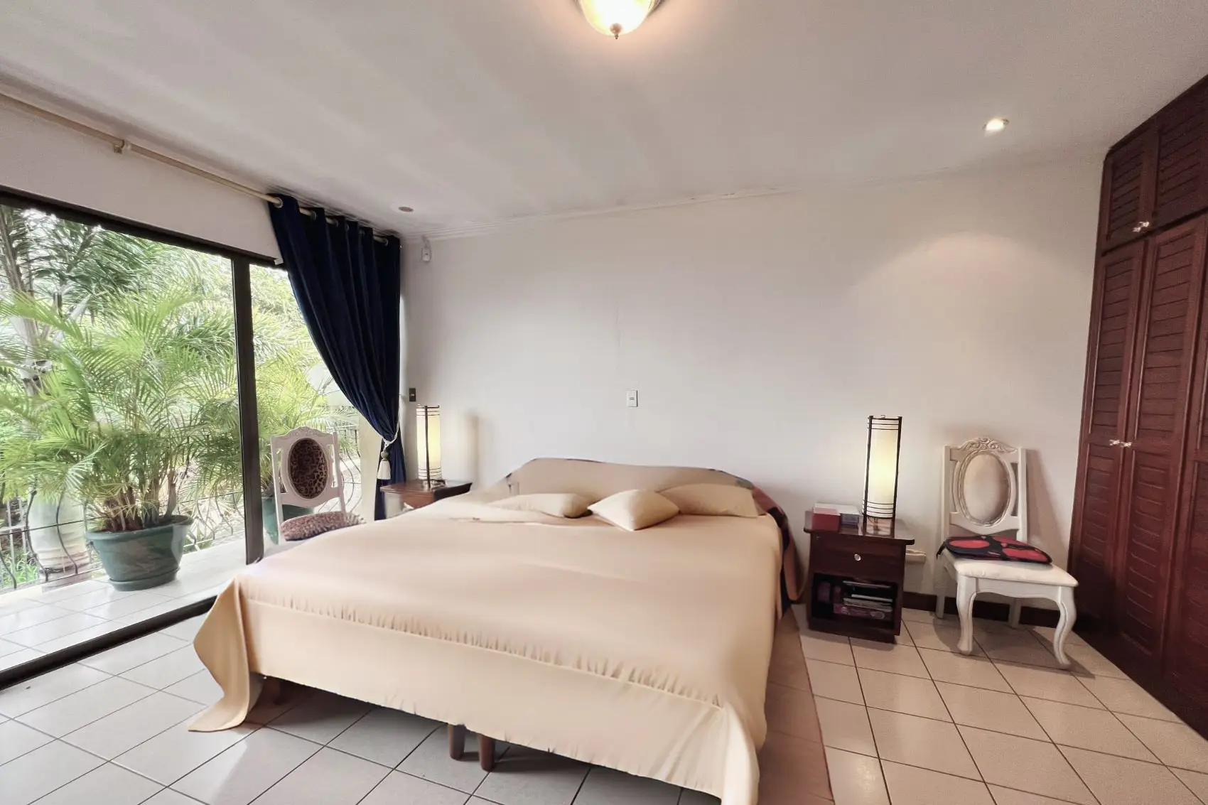 Elegant Two-Story Home with Pool and Panoramic Views in Las Cumbres, Brasil de Mora - image 15