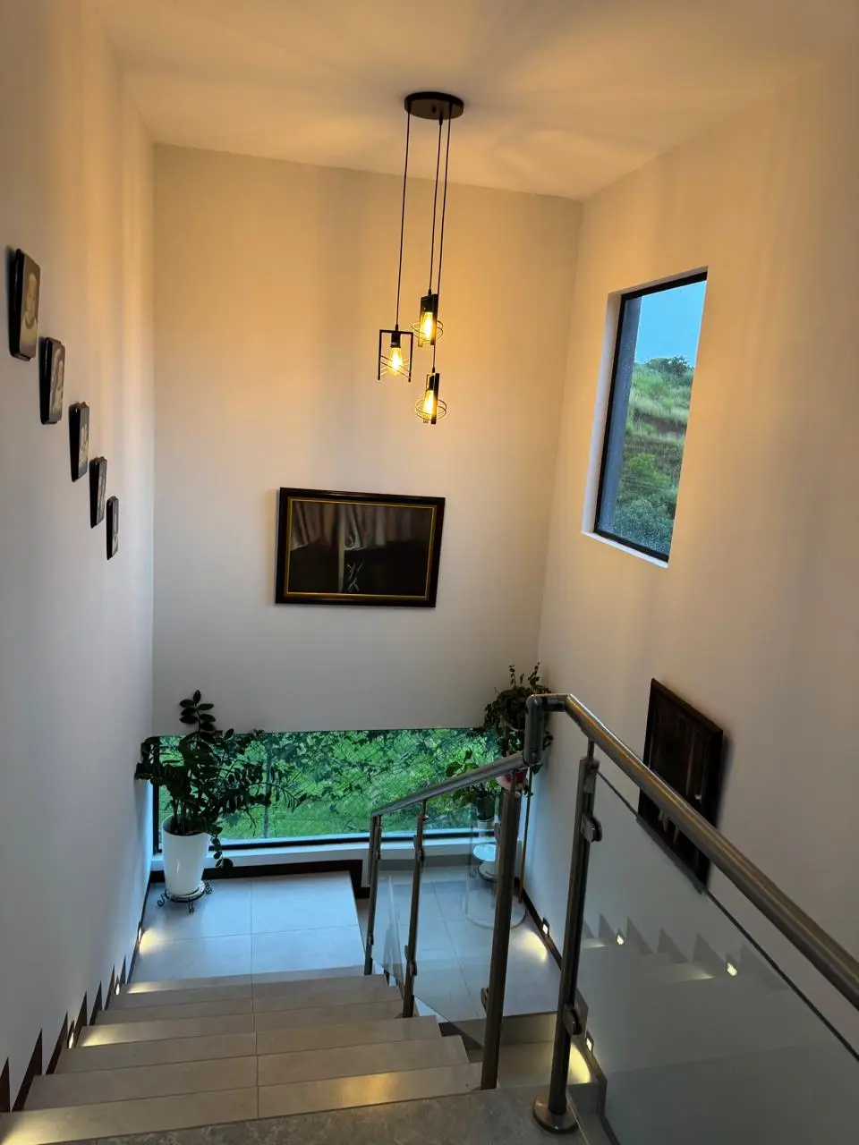 Modern 4-Bed House with Private Pool in Montezuma, Grecia, Alajuela | Built 2022 - image 4