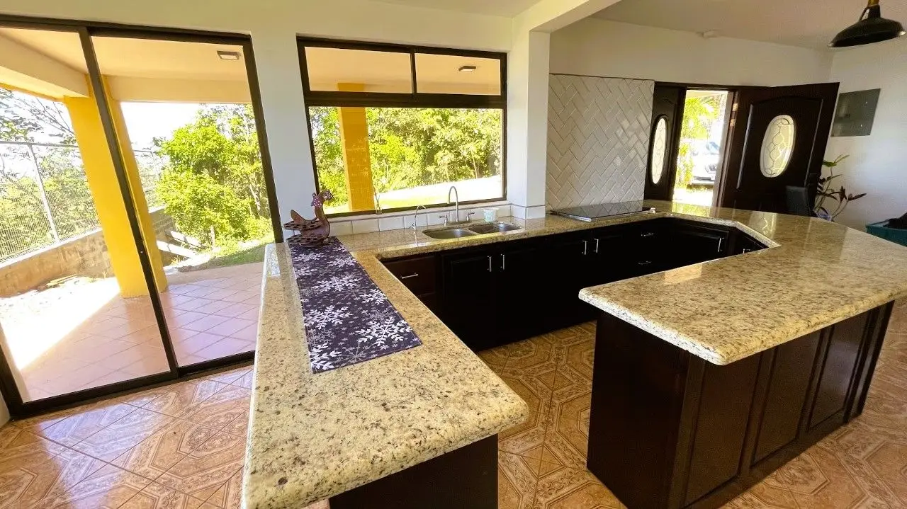 HOUSE FOR SALE WITH SPECTACULAR OCEAN VIEWS – SAN RAMON, ALAJUELA - image 11