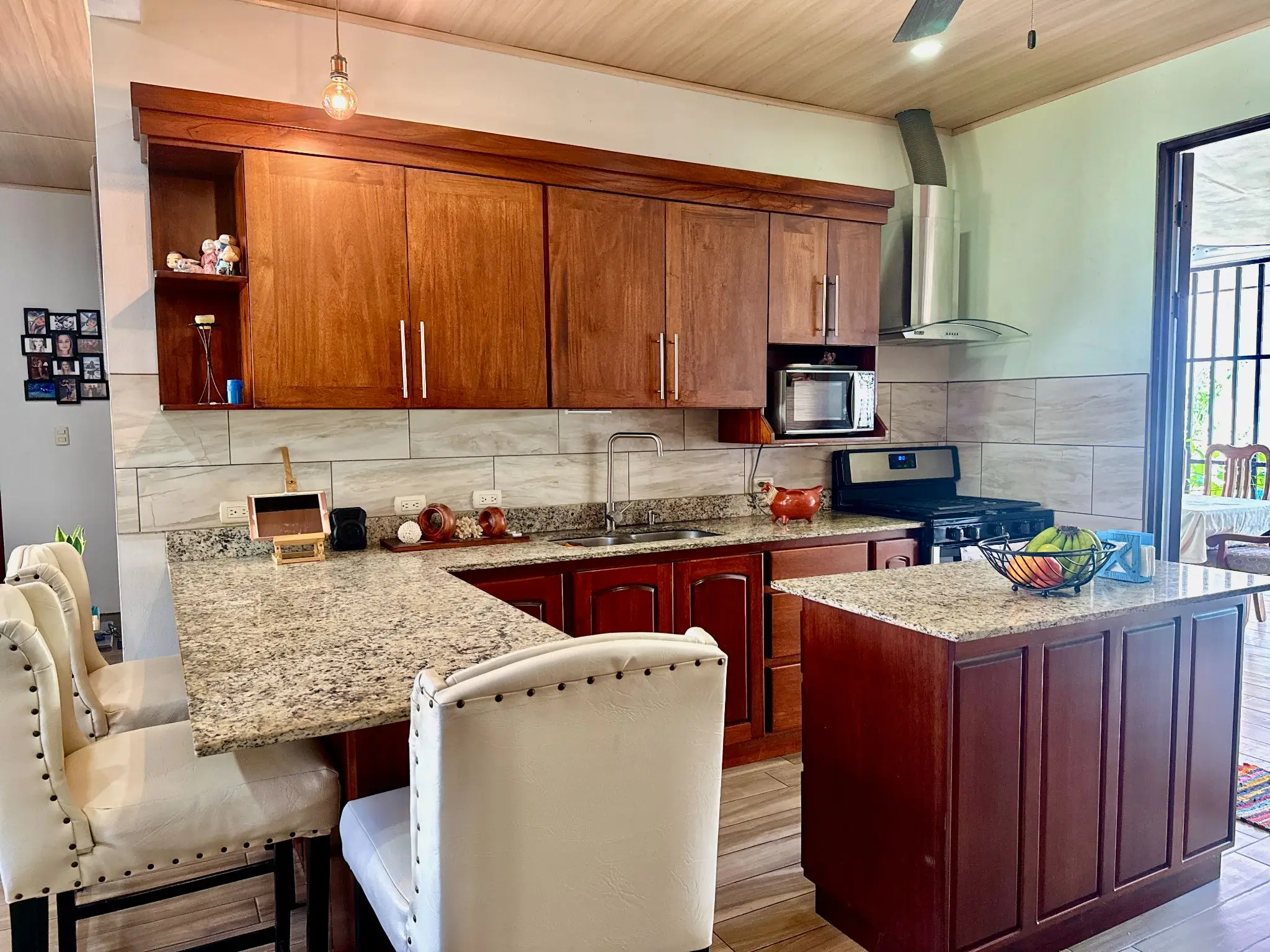 Beautiful Home in Las Monas in Jaco - image 14