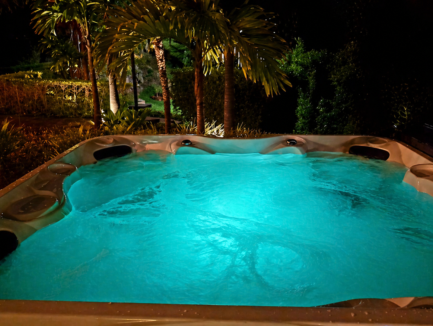 Sale / Luxury Property (With Permission for Commercial Use), San Antonio, Escazu, San Jose  - image 2