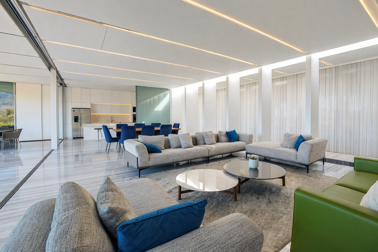 Sale & Rent / Costa Rica Modern Luxury Villa: 5-Bed, 5-Bath Oasis with Infinity Pool & Panoramic Views, Santa Ana, San Jose 🇨🇷 - image 8