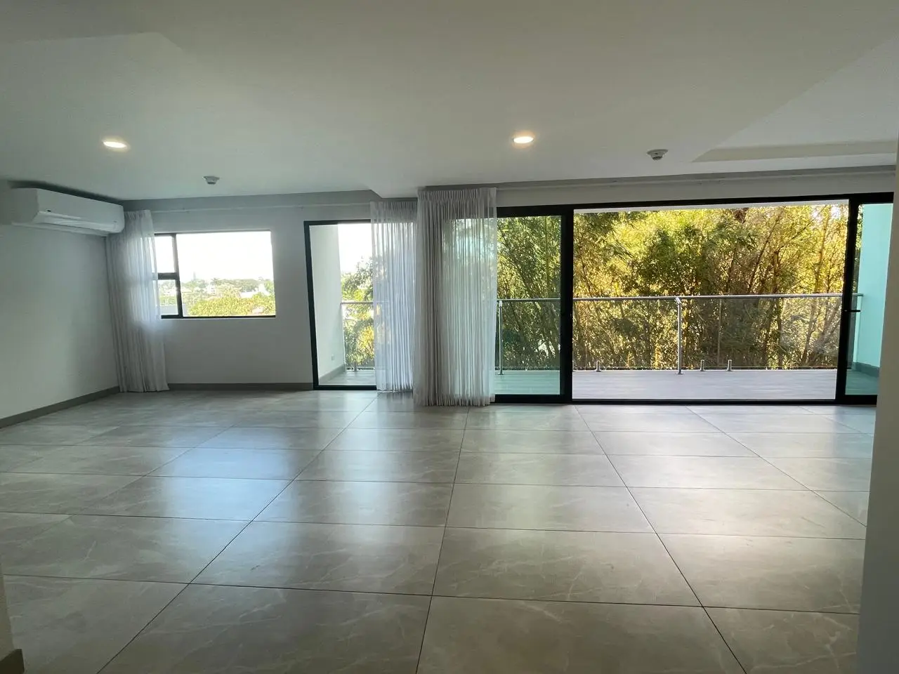 Sale – Luxury Apartment in Escazú - image 13
