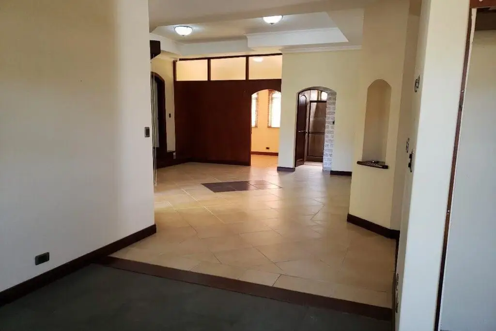 SALE / Majesty and Exclusivity in Santa Ana! Your Dream Haven Awaits - image 2