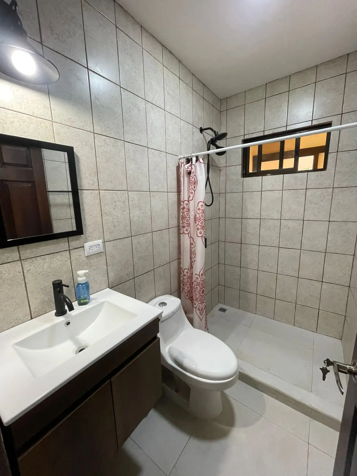 Charming house for sale in Grecia, Alajuela. - image 9