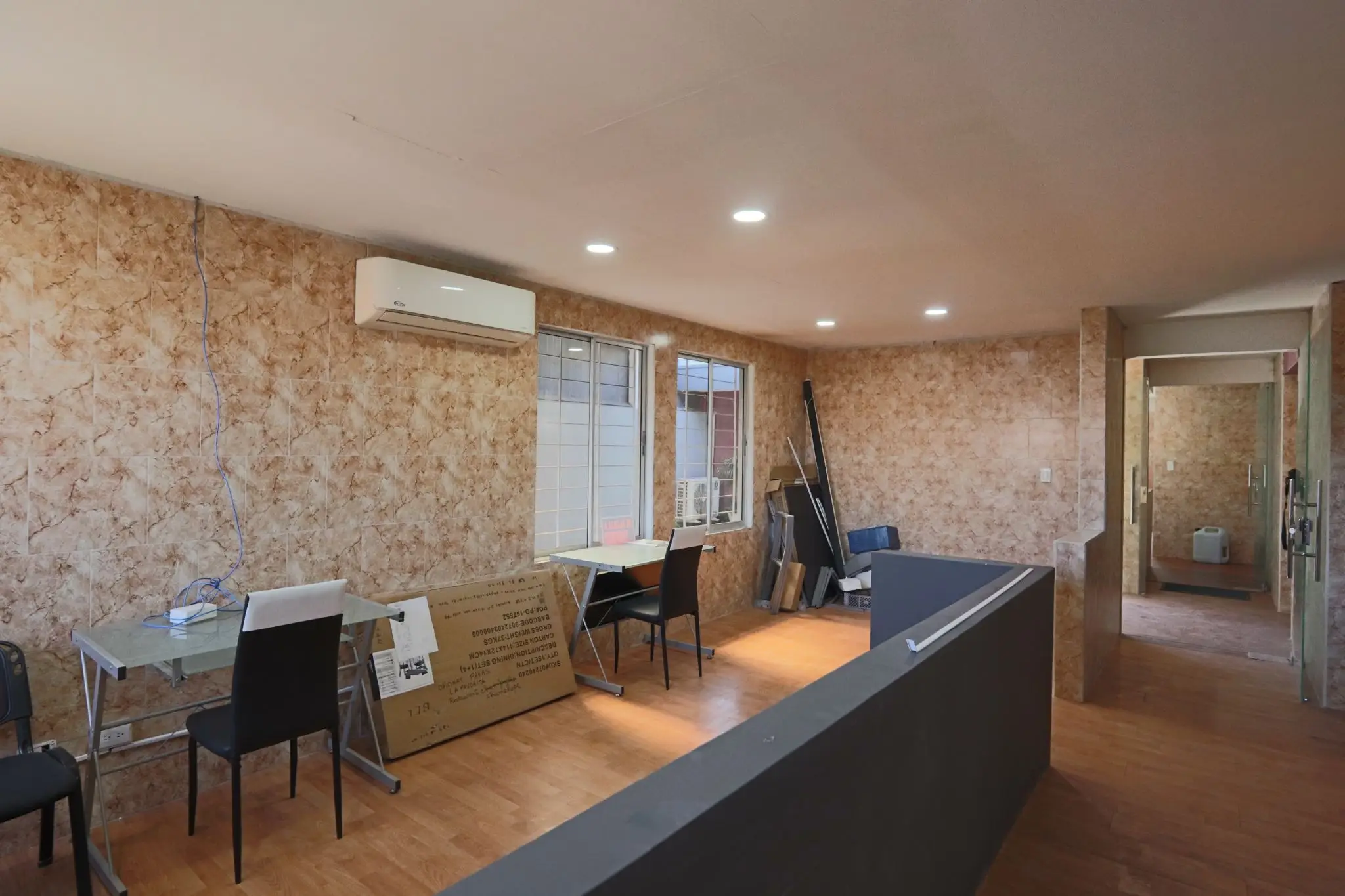 Corporate Office for Rent - image 13