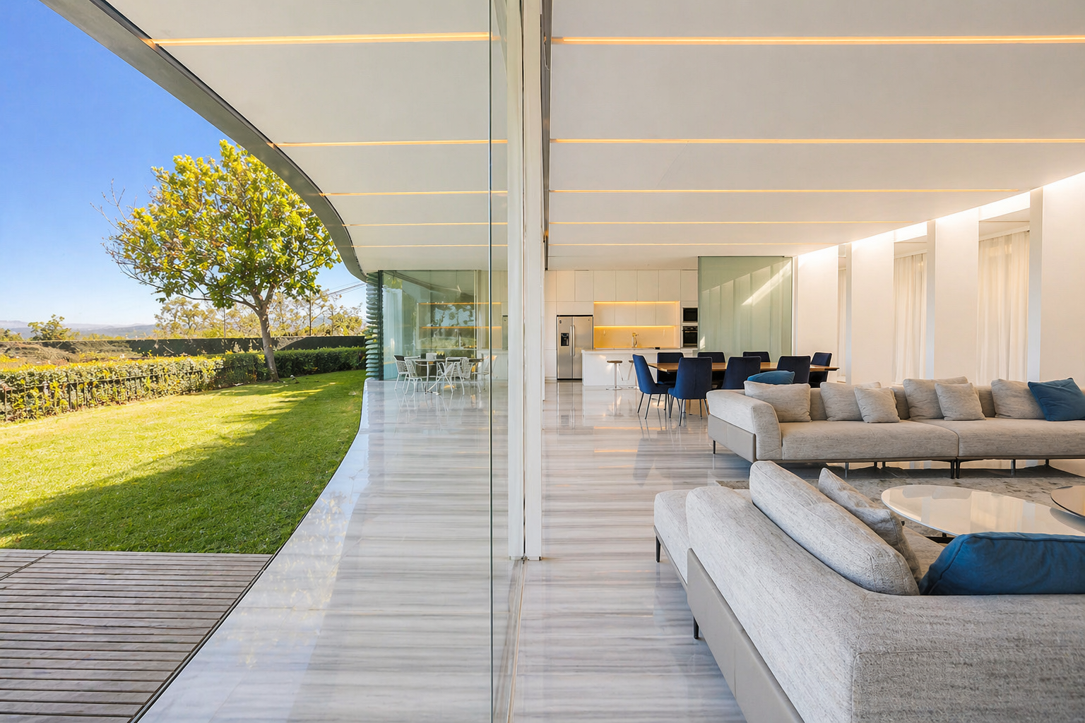 Sale & Rent / Costa Rica Modern Luxury Villa: 5-Bed, 5-Bath Oasis with Infinity Pool & Panoramic Views, Santa Ana, San Jose 🇨🇷 - image 10