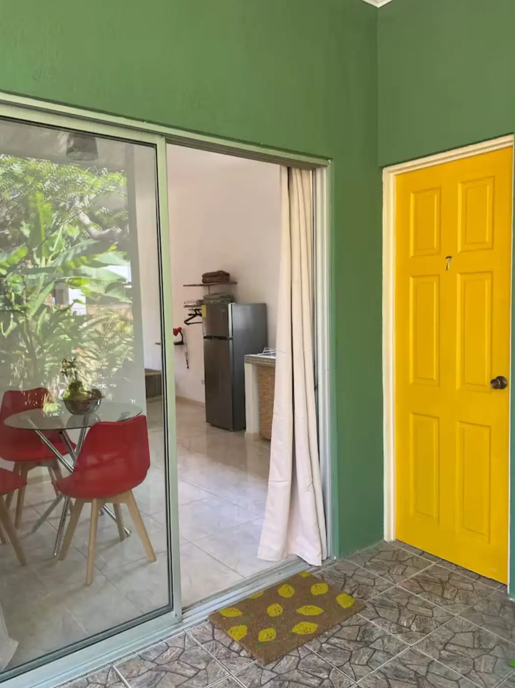 2 Studies surrounded by nature (Possibility of expansion) Playa Hermosa - image 9