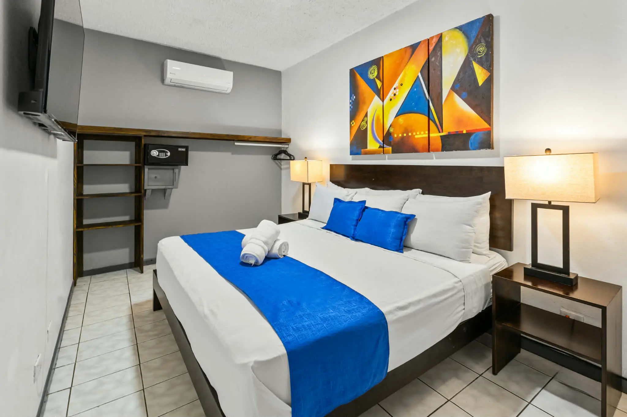 Tropical Paradise:  20-Room Private Vacation Rental Near Cocal Casino - image 9