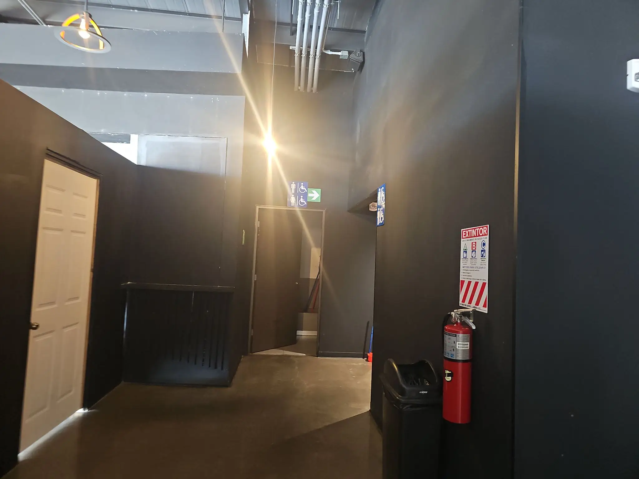 Local comercial para restaurante en Escazú - image 2