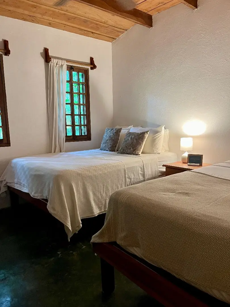 Oceanfront 3 Bedroom Home with Terrace, Surf & Sunset Views - image 13