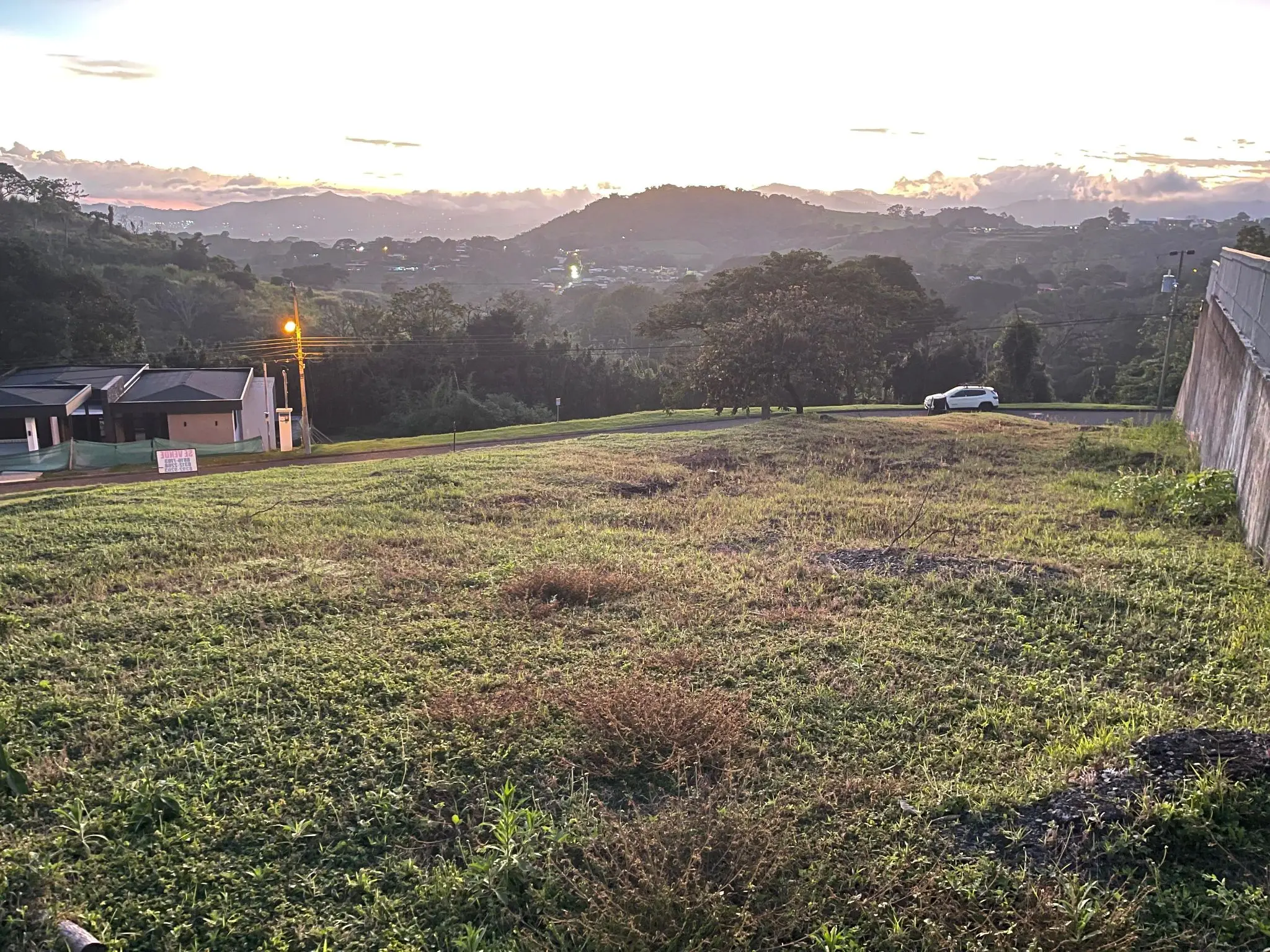 Expansive 1206 sqm Residential Lot for Sale in Grecia, Alajuela - image 9