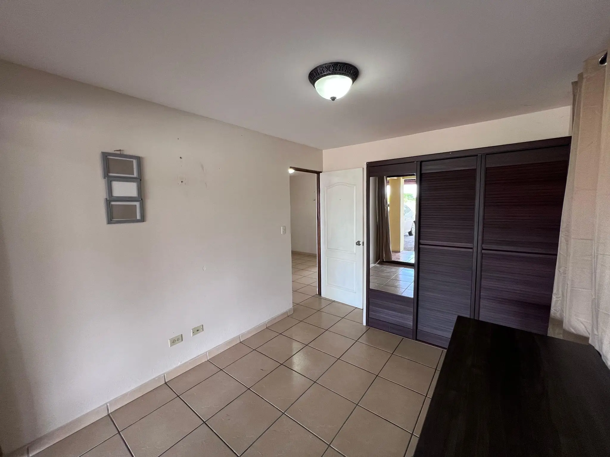Residential Apartment Building for Sale – San Antonio de Belén - image 7
