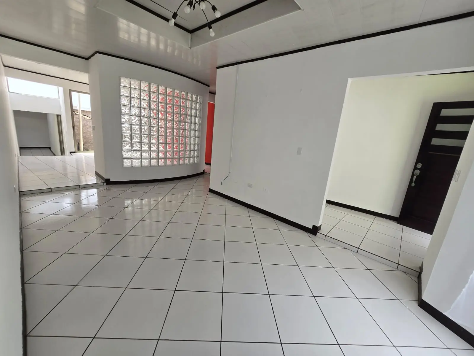 Charming House in Poás with Mountain Views - Perfect Family Home! - image 11