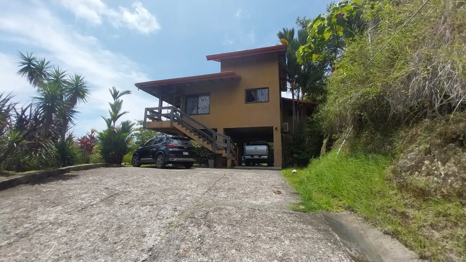 Two stunning Ocean View Houses - image 6