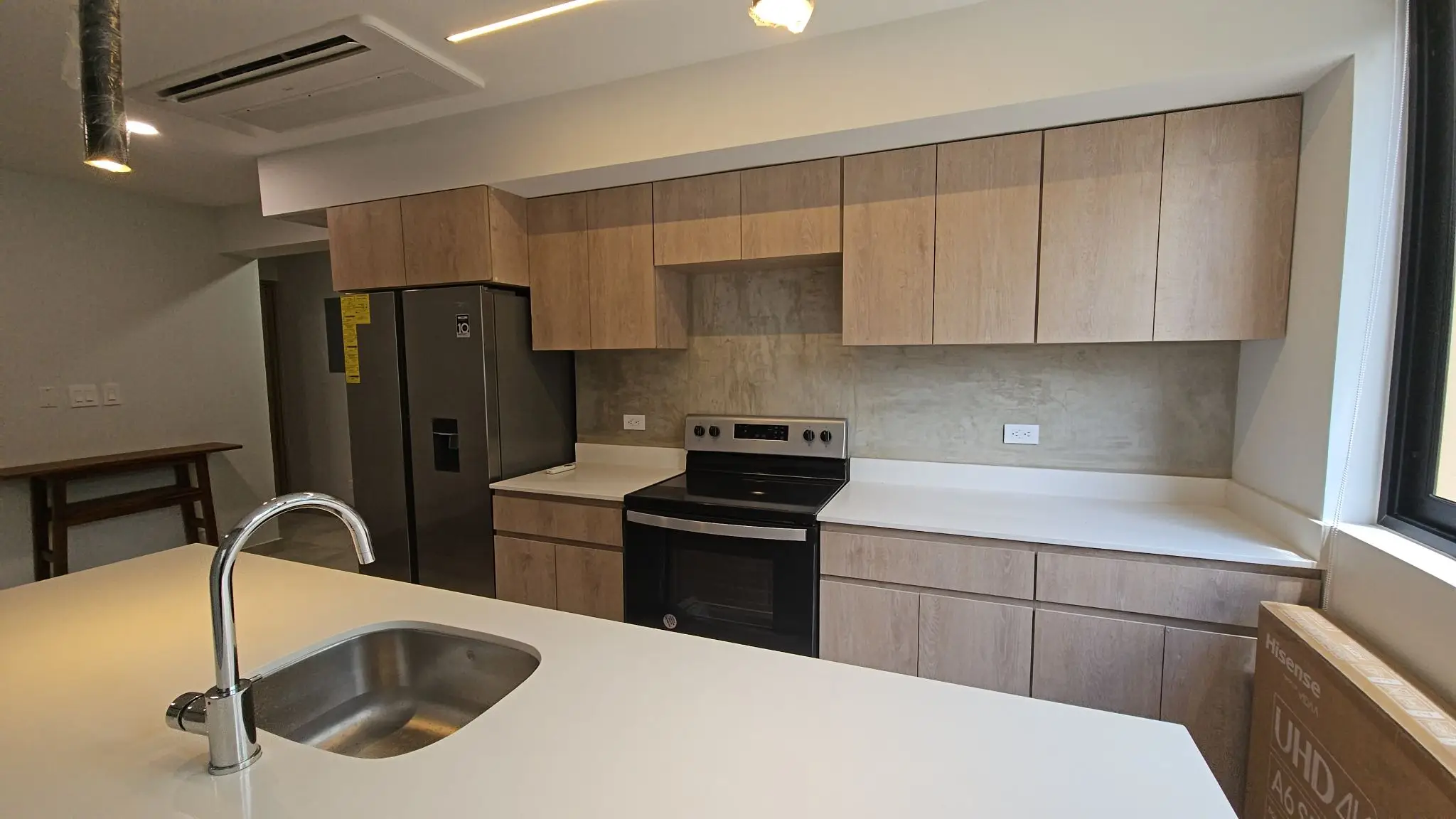 Modern 2-Bed Apartment in Jacó, Costa Rica - Perfect Coastal Living! - image 5