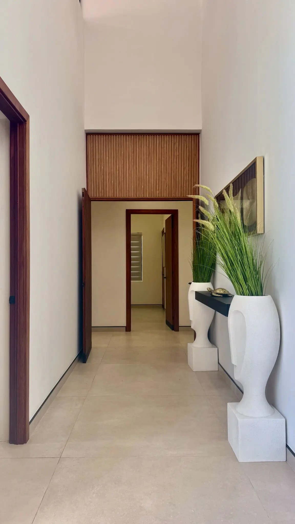 Ultra-Modern 4-Bed Luxury Villa with Pool in Herradura, Costa Rica - image 3