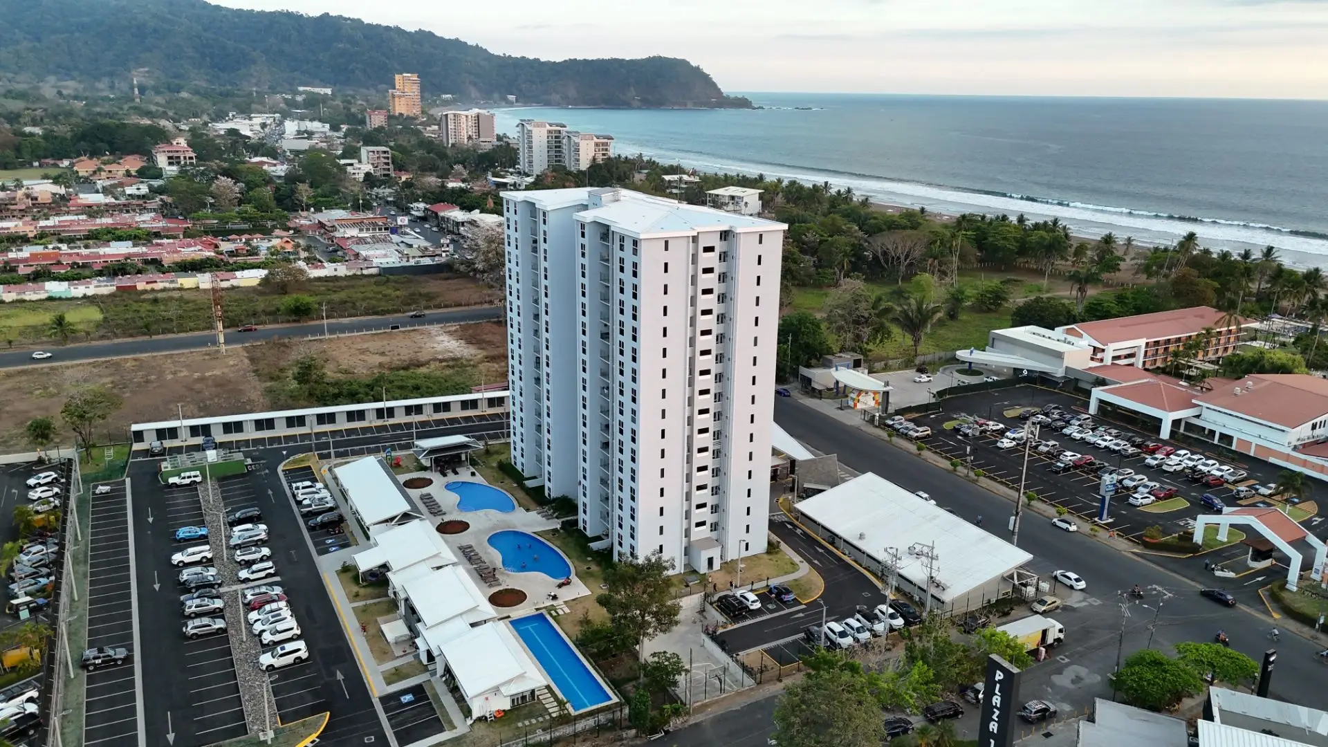 Jacó Luxury Awaits: Brand New 3-BR Condo  Mountain Views  & with Ocean - image 2
