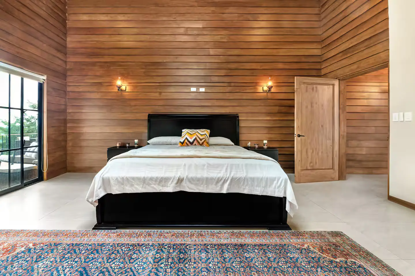 Exquisite Mountain View Hillside Retreat in Costa Rica with Panoramic Mountain Views - image 15