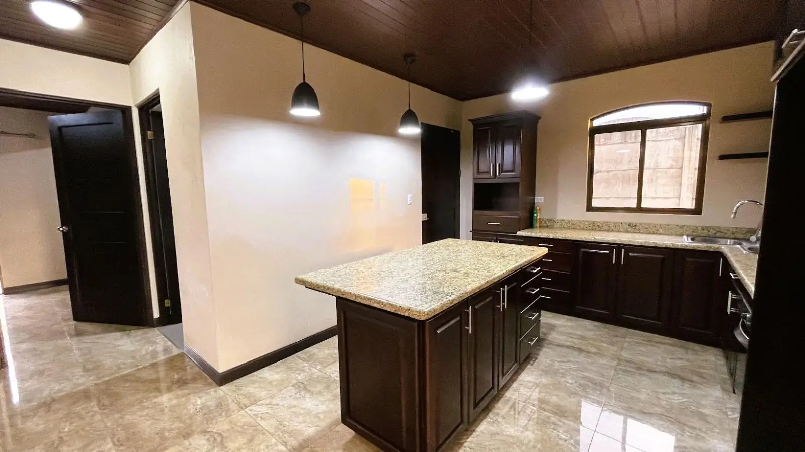 HOUSE FOR SALE IN SAN RAFAEL, SAN RAMON - image 9