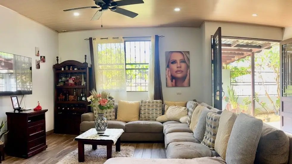 Beautiful Home in Las Monas in Jaco - image 9
