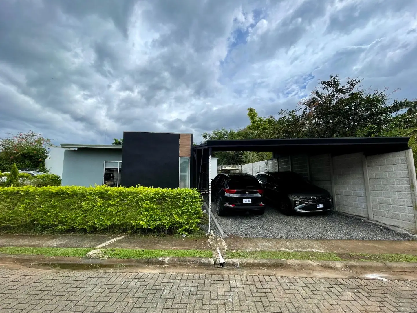 Modern Home in Grecia, Costa Rica - Cond. La Viña - image 12