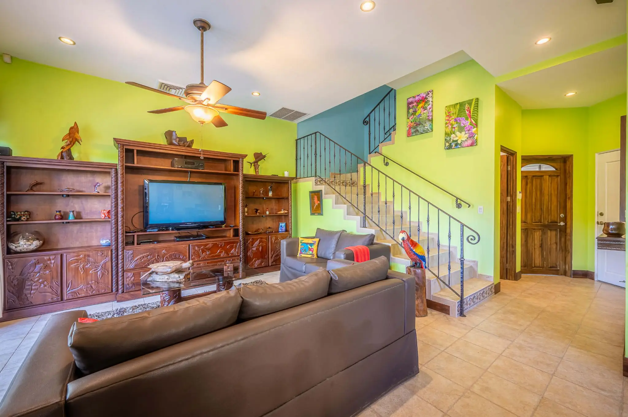 Peaceful and  Secure 3BR Condo with Private Pool in Las Lomas - image 13