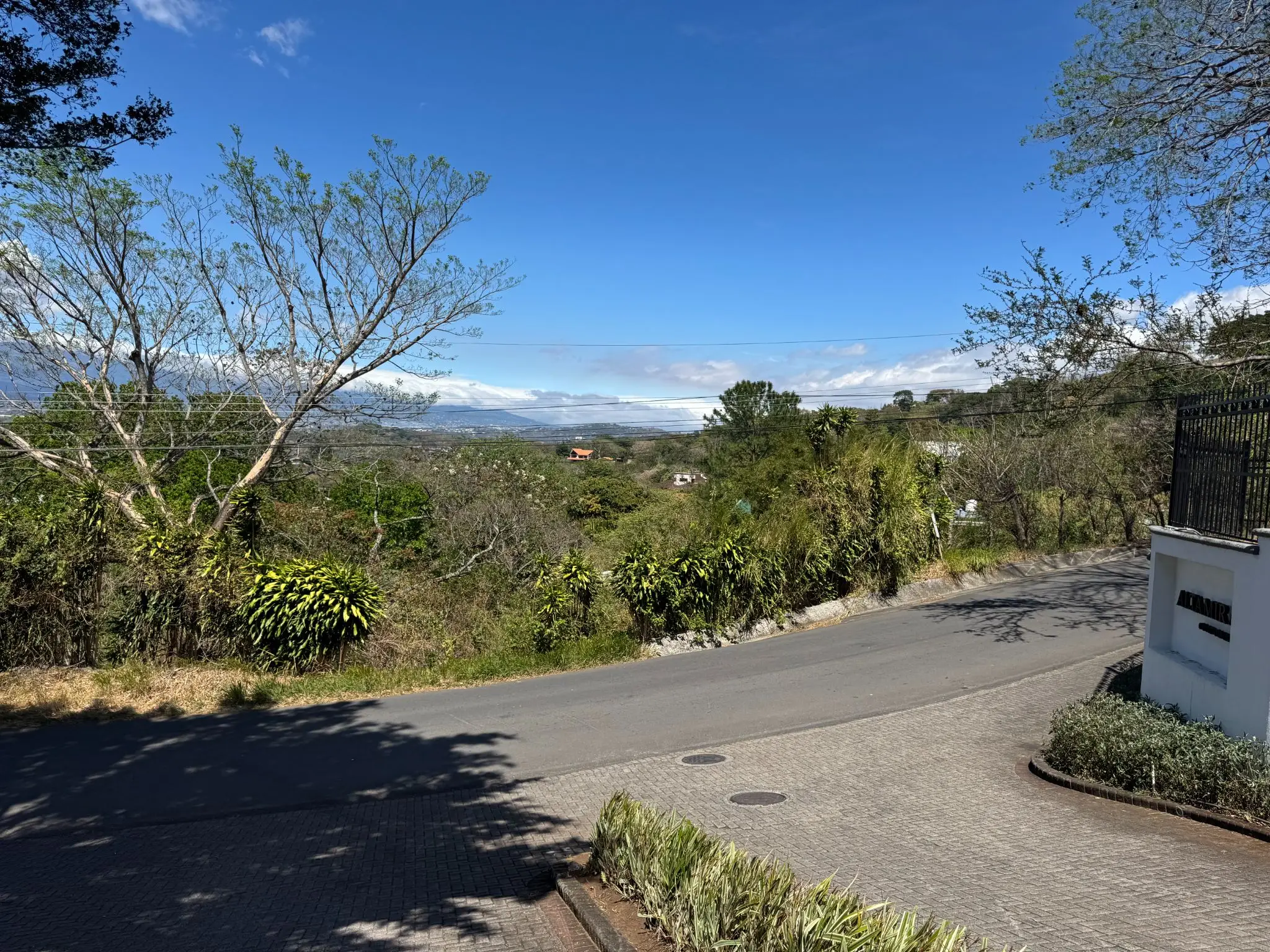 Sale / Impressive Lot in The Altamira Condominium, Ciudad Colon, San Jose  - image 7