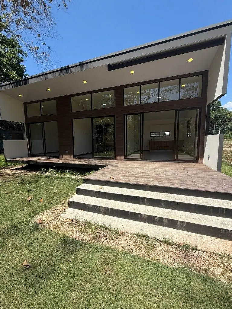 Casa Ron Ron – Proyecto Altos de Bejuco - image 2