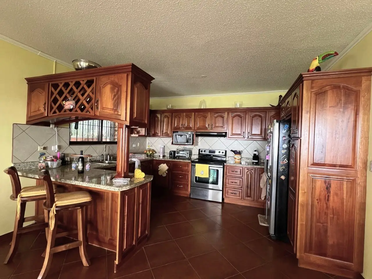 Hillside House with breathtaking Panoramic Valley Views in Santa Bárbara, Heredia - image 8